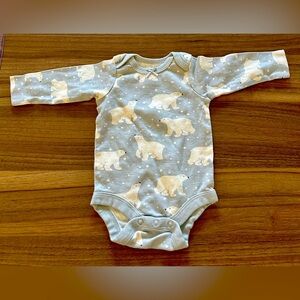 3 FOR $10 NWOT Newborn Member’s Mark Baby Polar Bear Long Sleeve Onesie
